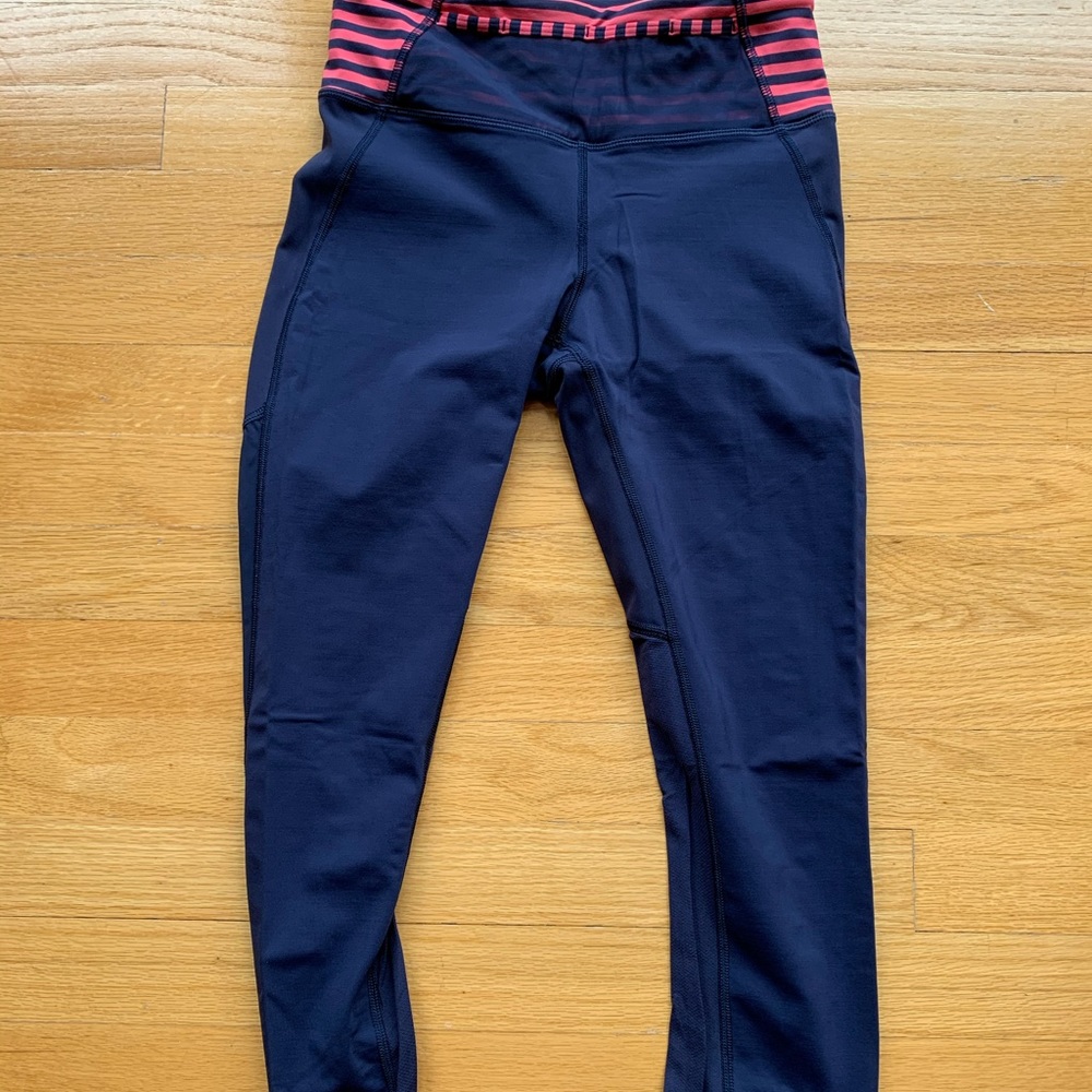 Lululemon running crop